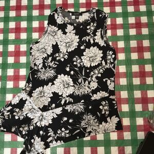 Karen Kane Asymmetrical Sleeveless Blouse Black And White Floral Blouse